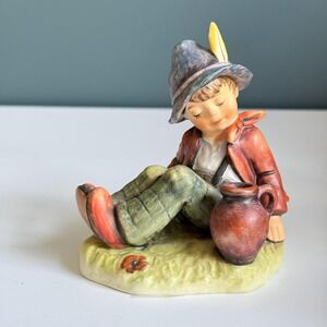 Hummel Coffee Break boy Figurine Goebel collectors 409 1984 sitting UNBOXED C1‎